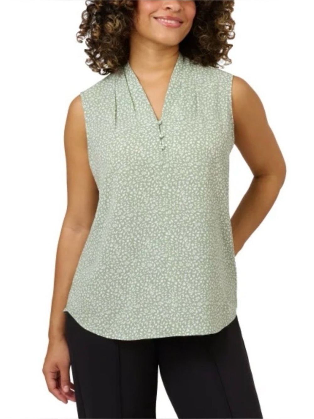 Adrianna Papell Women's green Sleeveless white leave heart Top